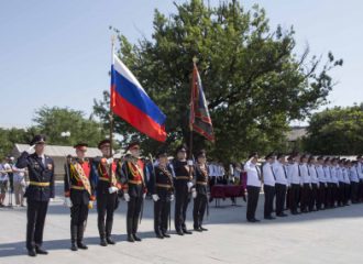 Астраханские патриоты суворовского военного училища МВД России получили аттестаты